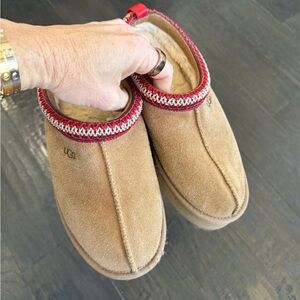 UGG Women's Tan slipper Booties with Red Trim